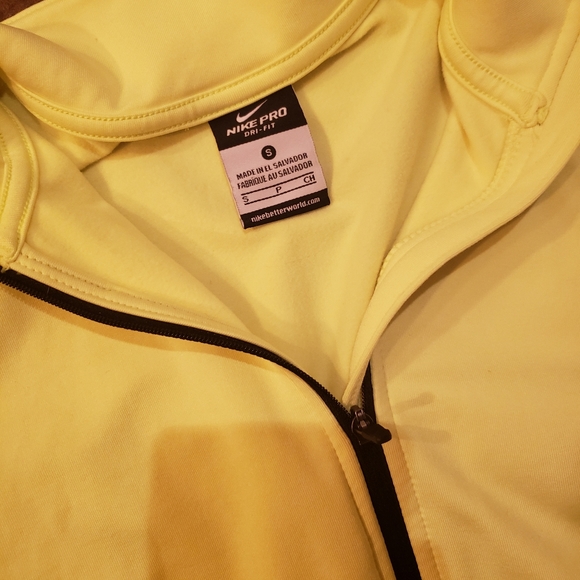 NWOT Nike Pro Dri-Fit Long Sleeve - Picture 4 of 6